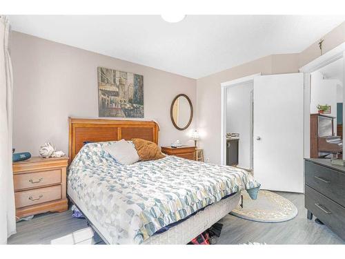 104 Prestwick Avenue Se, Calgary, AB - Indoor Photo Showing Bedroom
