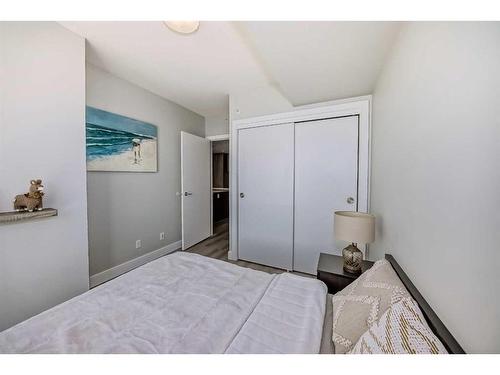 3101-1122 3 Street Se, Calgary, AB - Indoor Photo Showing Bedroom