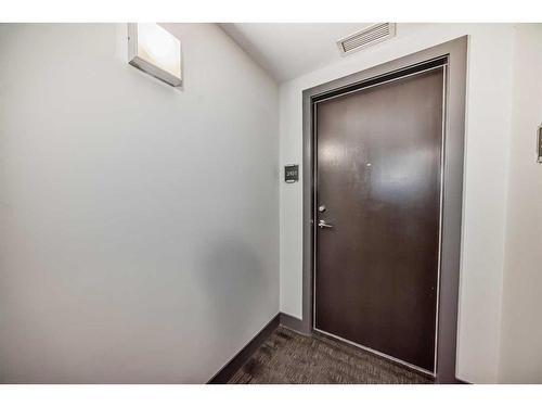 3101-1122 3 Street Se, Calgary, AB - Indoor Photo Showing Other Room