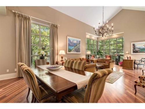 31-1359 69 Street Sw, Calgary, AB - Indoor Photo Showing Dining Room