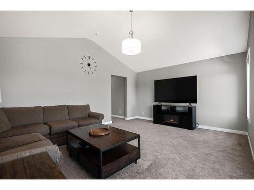 72 Nolanlake Point Nw, Calgary, AB - Indoor Photo Showing Living Room