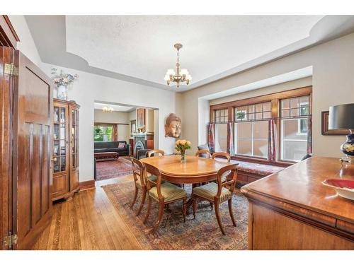 3815 6 Street Sw, Calgary, AB - Indoor Photo Showing Dining Room