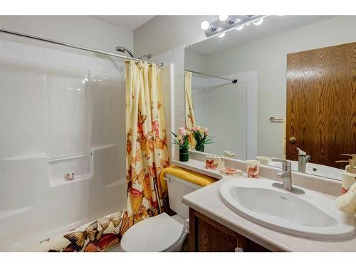163 Citadel Park Nw, Calgary, AB - Indoor Photo Showing Bathroom