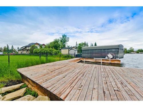 492 West Chestermere Drive, Chestermere, AB 