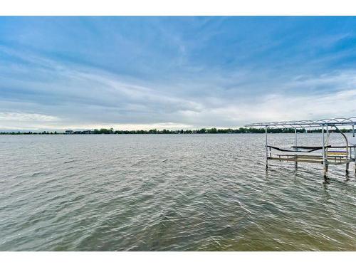 492 West Chestermere Drive, Chestermere, AB 