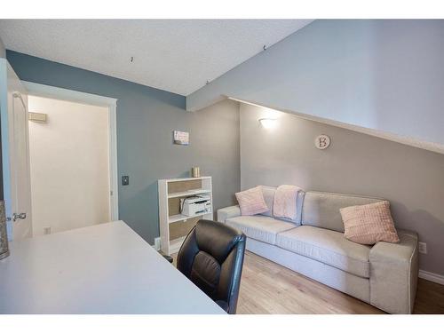 712-1540 29 Street Nw, Calgary, AB - Indoor