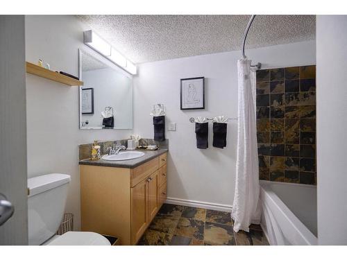 712-1540 29 Street Nw, Calgary, AB - Indoor Photo Showing Bathroom