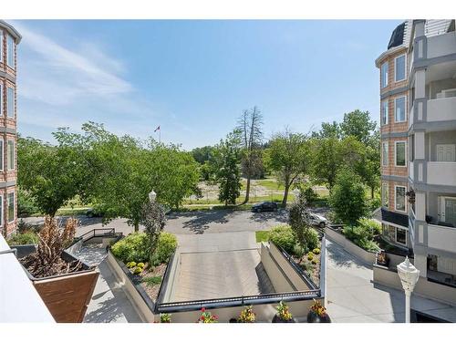 311-2411 Erlton Road Sw, Calgary, AB - Outdoor With Balcony