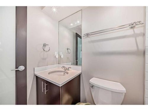 15-1230 Cameron Avenue Sw, Calgary, AB - Indoor Photo Showing Bathroom