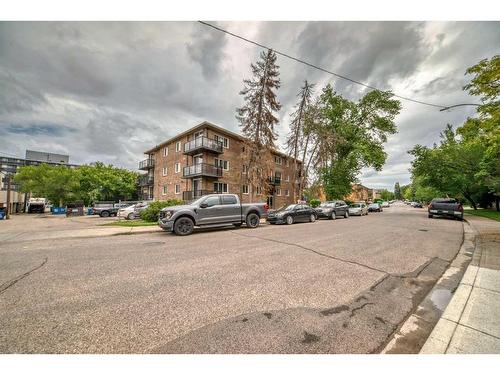 15-1230 Cameron Avenue Sw, Calgary, AB - Outdoor