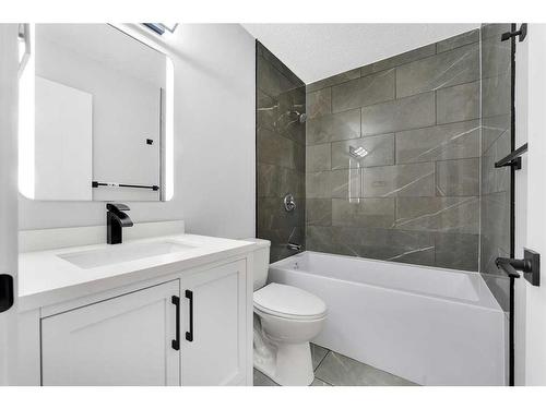 3869 Fonda Way Se, Calgary, AB - Indoor Photo Showing Bathroom