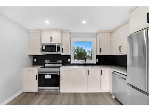 3869 Fonda Way Se, Calgary, AB - Indoor Photo Showing Kitchen