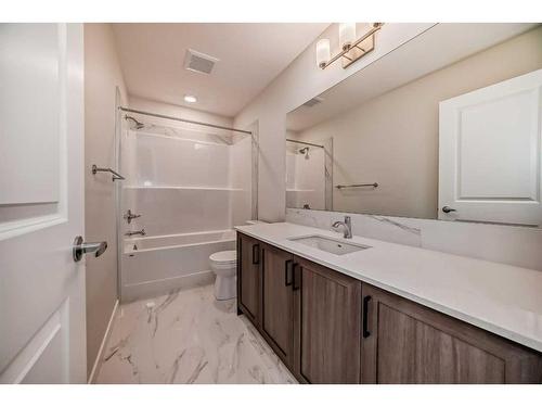 482 Lucas Way Nw, Calgary, AB - Indoor Photo Showing Bathroom