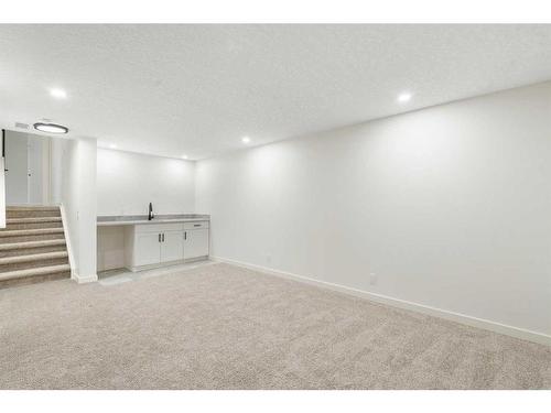 5731 Dalhousie Drive Nw, Calgary, AB - Indoor Photo Showing Other Room