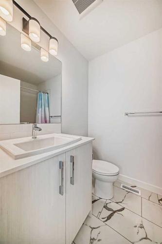 503-14225 1 Street Nw, Calgary, AB - Indoor Photo Showing Bathroom