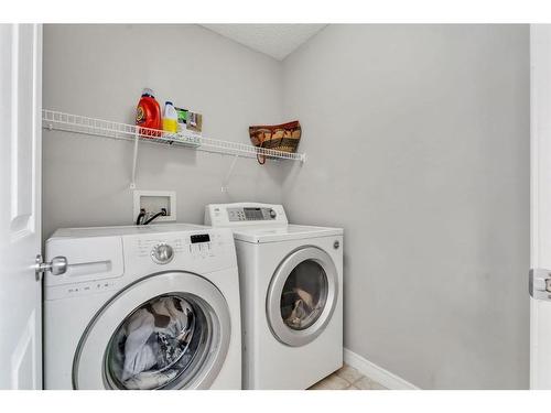 55 Tarington Gardens Ne, Calgary, AB - Indoor Photo Showing Laundry Room