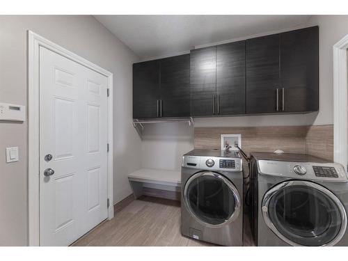 119 Aspen Stone Terrace Sw, Calgary, AB - Indoor Photo Showing Laundry Room