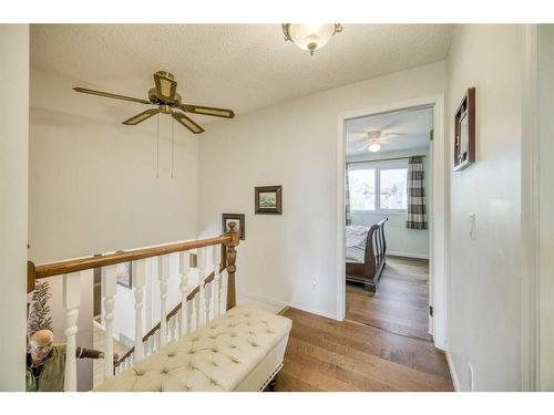 111 Hawkfield Crescent Nw, Calgary, AB - Indoor Photo Showing Other Room