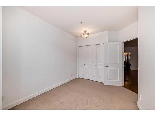 311-328 21 Avenue Sw, Calgary, AB - Indoor Photo Showing Other Room