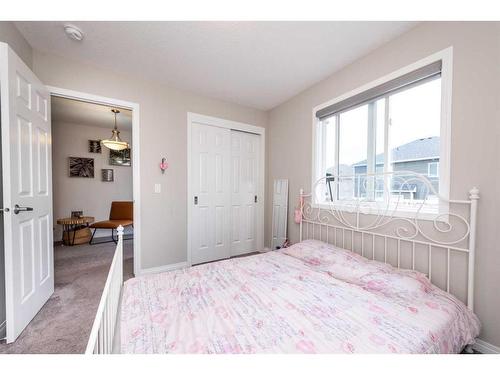 242 Cityscape Boulevard Ne, Calgary, AB - Indoor Photo Showing Bedroom
