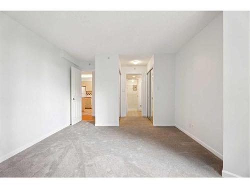 710-804 3 Avenue Sw, Calgary, AB - Indoor Photo Showing Other Room