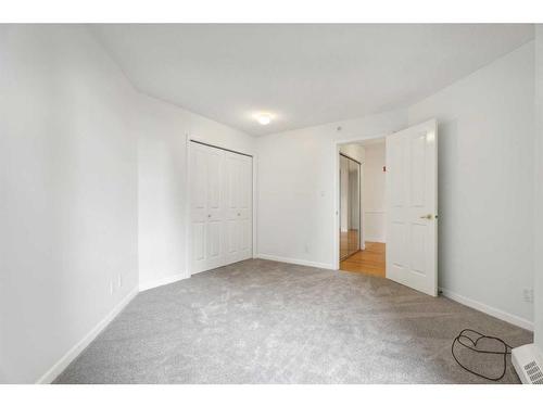 710-804 3 Avenue Sw, Calgary, AB - Indoor Photo Showing Other Room