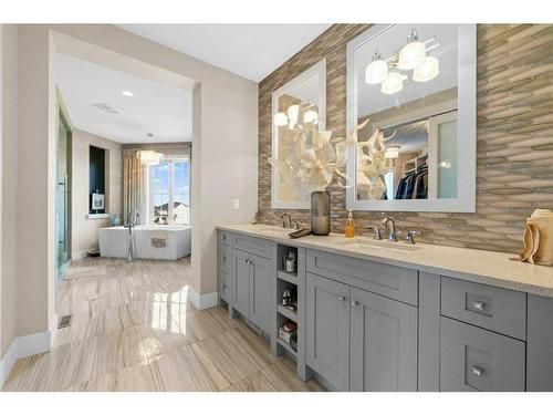 18 Whispering Springs Way, Heritage Pointe, AB - Indoor Photo Showing Bathroom