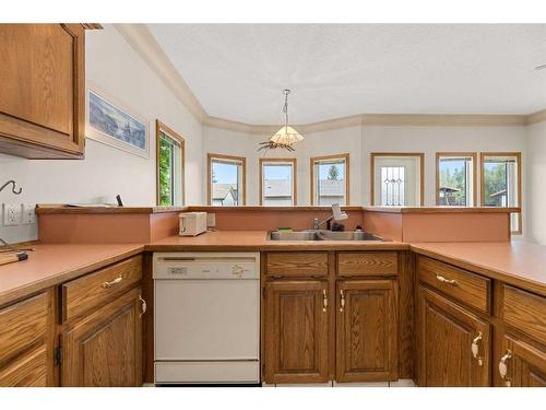 5609 60 Avenue, Olds, AB - Indoor Photo Showing Kitchen With Double Sink