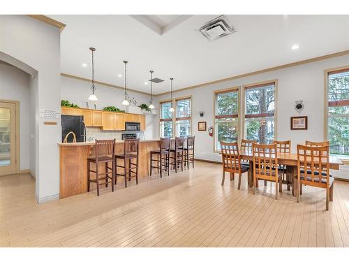 212-3650 Marda Link Sw, Calgary, AB - Indoor Photo Showing Dining Room