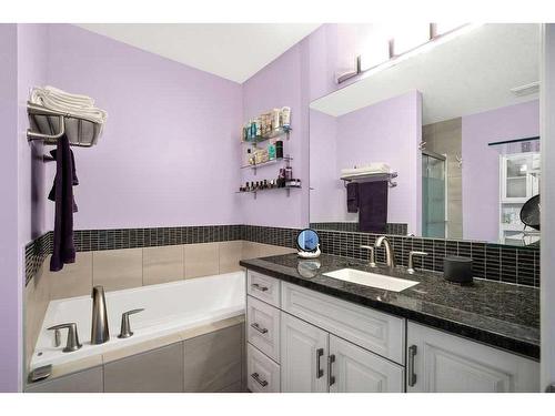55 Nolanlake View Nw, Calgary, AB - Indoor Photo Showing Bathroom