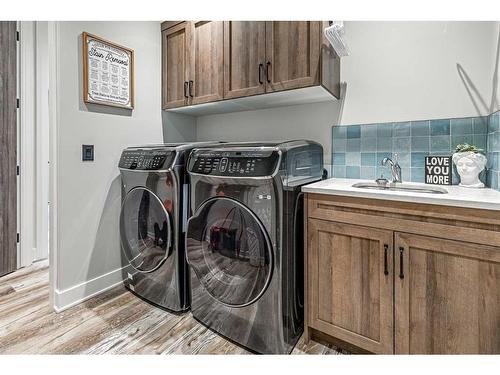 34131 Township Road 262, Rural Rocky View County, AB - Indoor Photo Showing Laundry Room