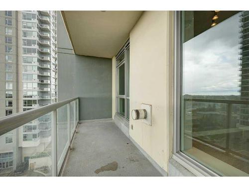 802-55 Spruce Place Sw, Calgary, AB - Outdoor With Balcony With Exterior