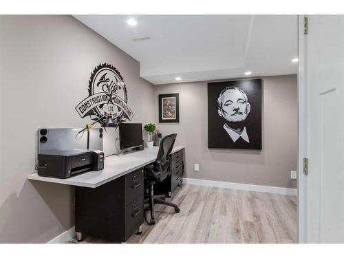 3423 Bowmanten Place Nw, Calgary, AB - Indoor Photo Showing Office