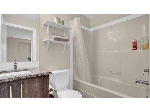206-4 Sage Hill Terrace Nw, Calgary, AB - Indoor Photo Showing Bathroom