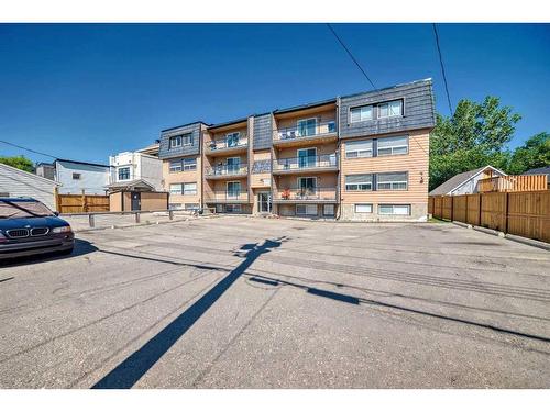 401-1027 1 Avenue Nw, Calgary, AB - Outdoor With Balcony