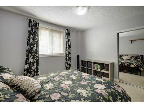 304-835 18 Avenue Sw, Calgary, AB - Indoor Photo Showing Bedroom