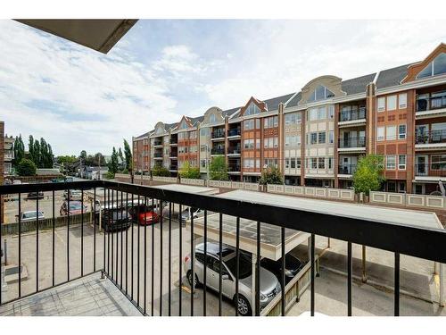 304-835 18 Avenue Sw, Calgary, AB - Outdoor With Balcony