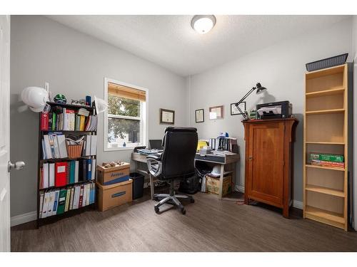 101-15212 Bannister Road Se, Calgary, AB - Indoor Photo Showing Office