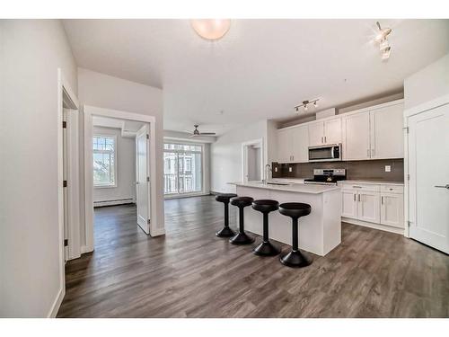 209-500 Auburn Meadows Common Se, Calgary, AB - Indoor Photo Showing Kitchen