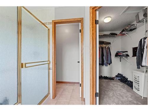 170 Valley Glen Heights Nw, Calgary, AB - Indoor With Storage