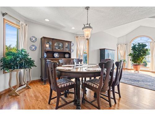 170 Valley Glen Heights Nw, Calgary, AB - Indoor Photo Showing Dining Room