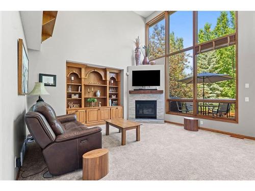 170 Valley Glen Heights Nw, Calgary, AB - Indoor With Fireplace