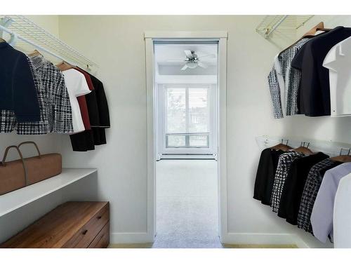 222-823 5 Avenue Nw, Calgary, AB - Indoor Photo Showing Bathroom