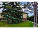 363 Woodvale Crescent Sw, Calgary, AB  - Outdoor 