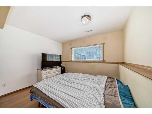 5340 Martin Crossing Drive Ne, Calgary, AB - Indoor Photo Showing Bedroom