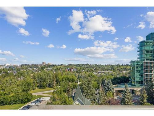 210-310 8 Street Sw, Calgary, AB - Outdoor With View