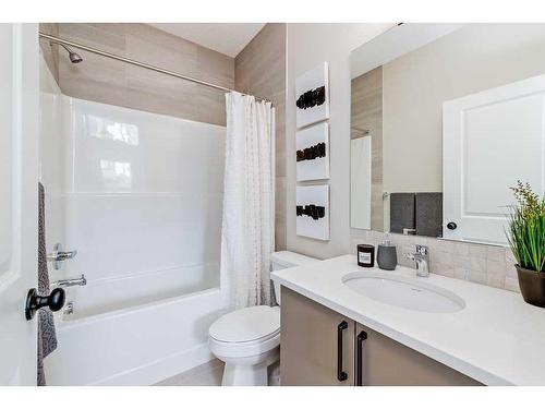 259 Cornerbrook Road Ne, Calgary, AB - Indoor Photo Showing Bathroom