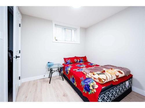 132 Castlegreen Close Ne, Calgary, AB - Indoor Photo Showing Bedroom