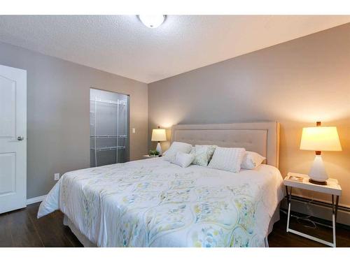 209-819 4A Street Ne, Calgary, AB - Indoor Photo Showing Bedroom
