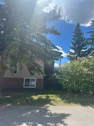 2341 50 Street Ne, Calgary, AB - Outdoor With View